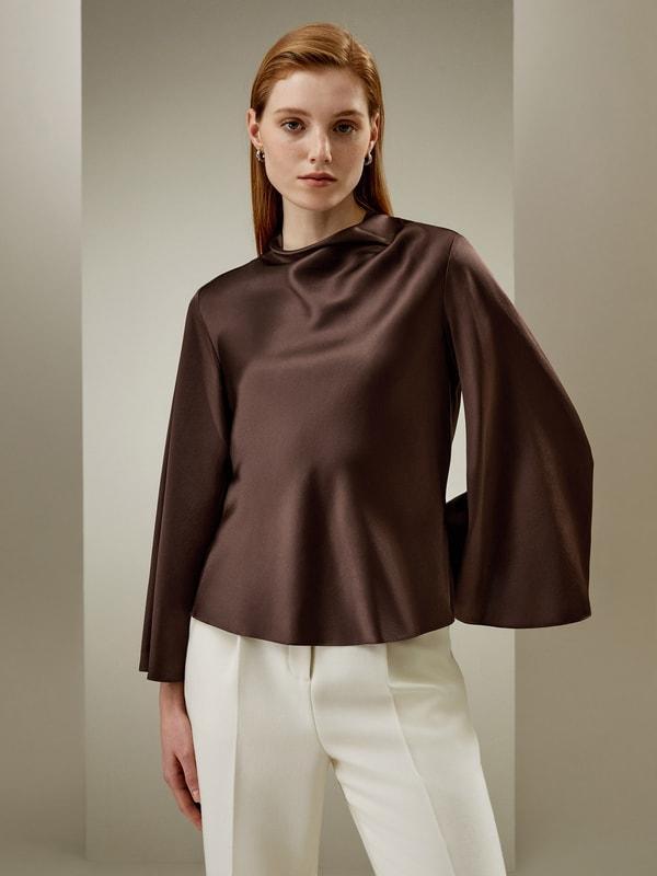 Bell sleeves minimalist silk top Product Image