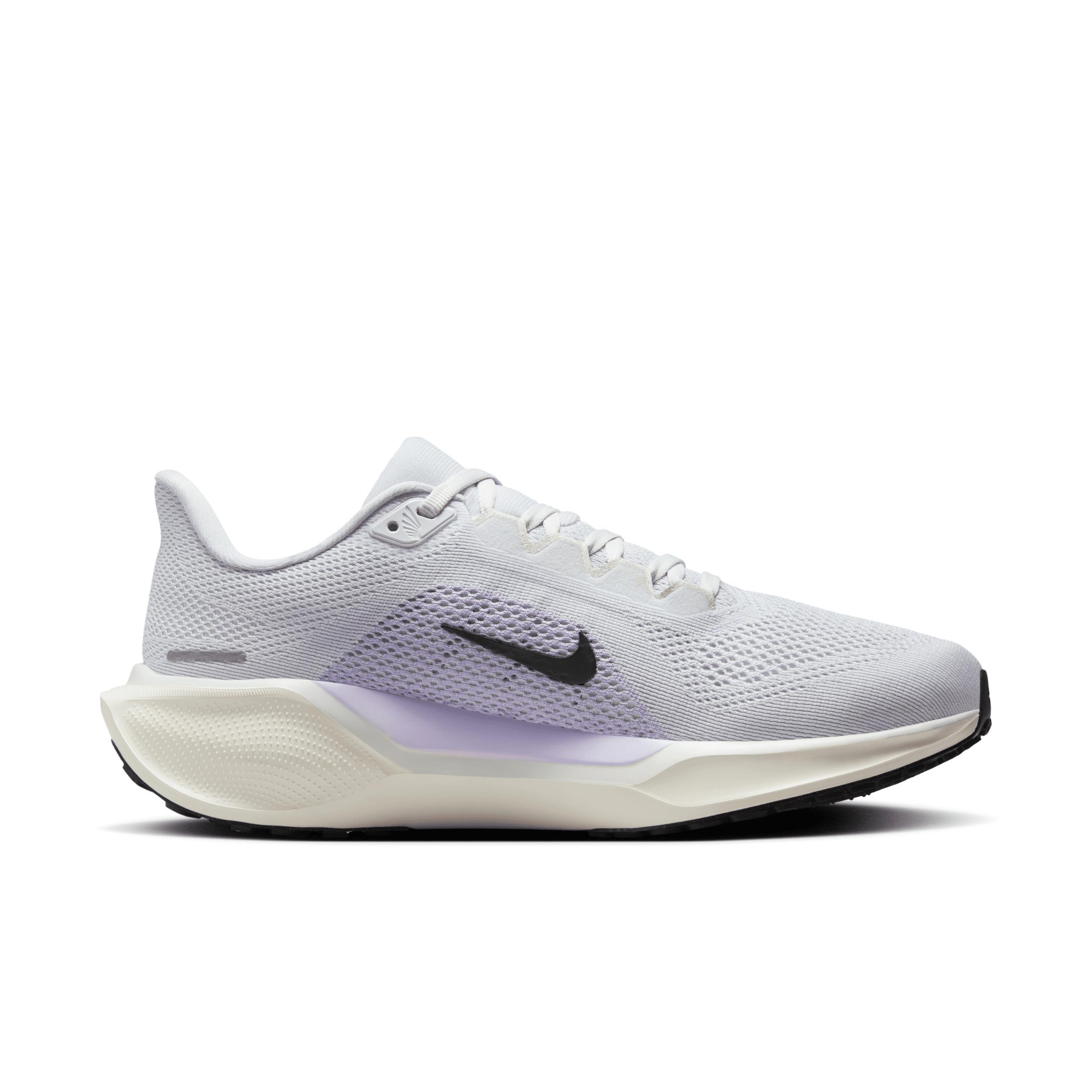 Nike Women's Pegasus 41 Road Running Shoes (Extra Wide) Product Image