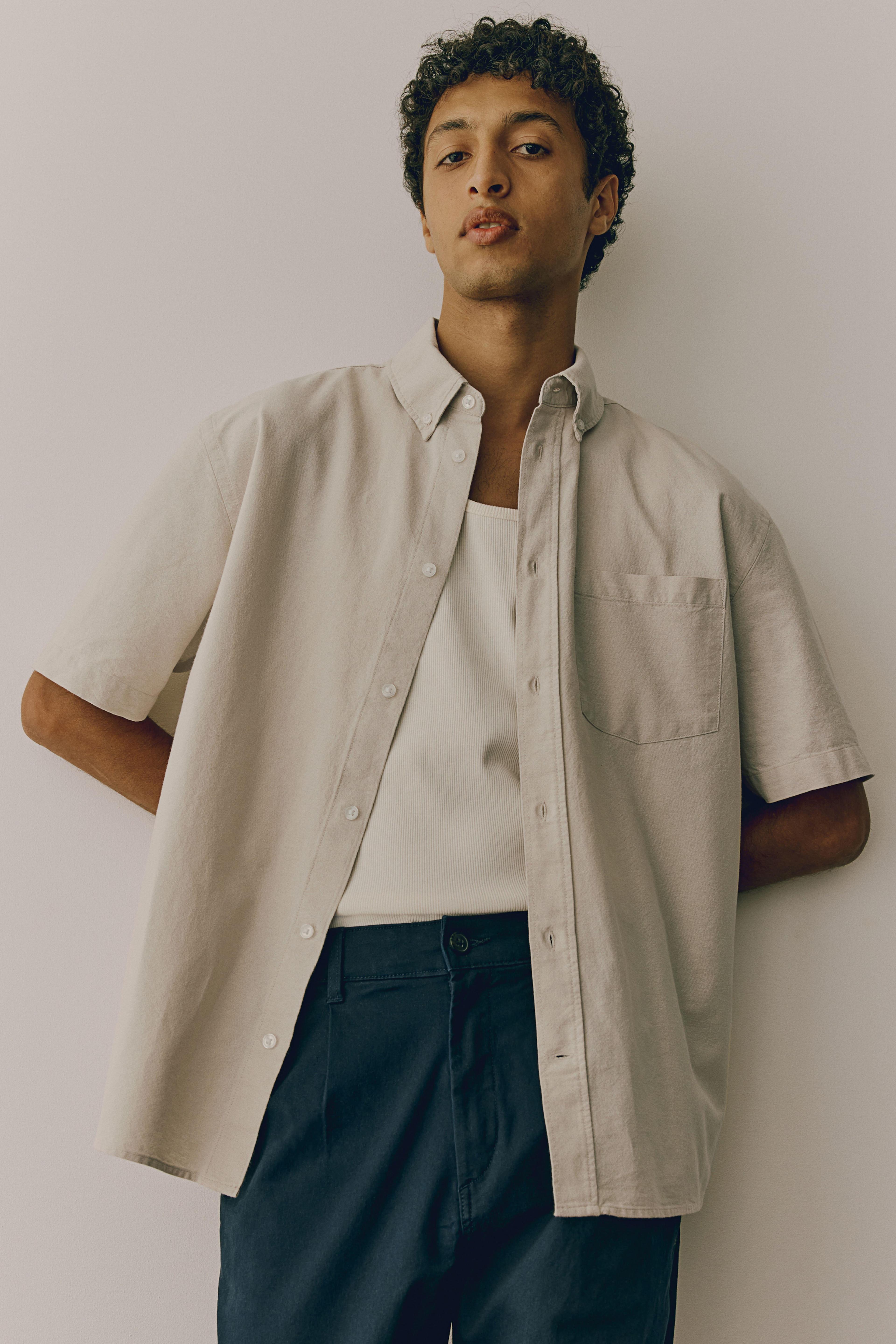 Loose Fit Short-Sleeved Oxford Shirt Product Image