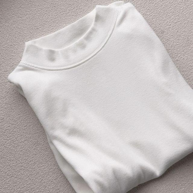 Long Sleeve Mock Neck Plain T-Shirt Product Image