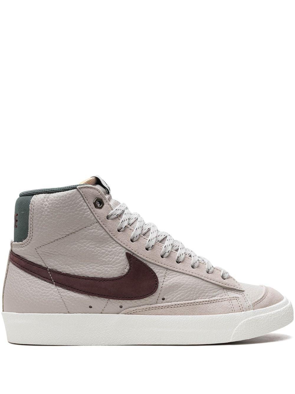 NIKE Blazer Mid '77 Sneakers In Neutrals Product Image