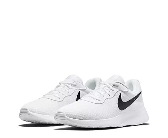 Nike Men's Tanjun Shoes Product Image