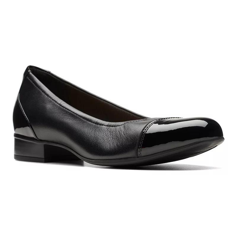 Clarks Womens Juliet Step Slip-On Cap-Toe Flats Womens Shoes Product Image