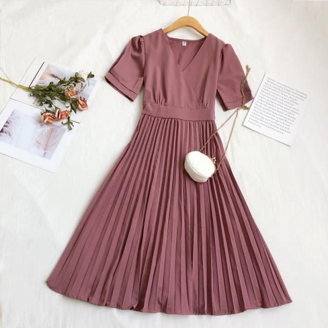 Short-Sleeve V-Neck Plain Pleated Hem Midi A-Line Dress Product Image