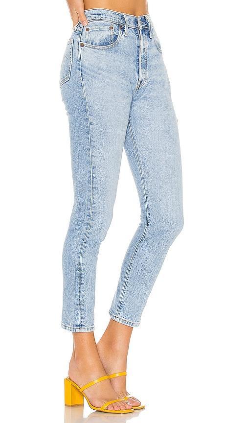 LEVI'S 501 Skinny in Denim-Light. Size 23, 24, 26, 28, 29, 30, 31, 32. Product Image