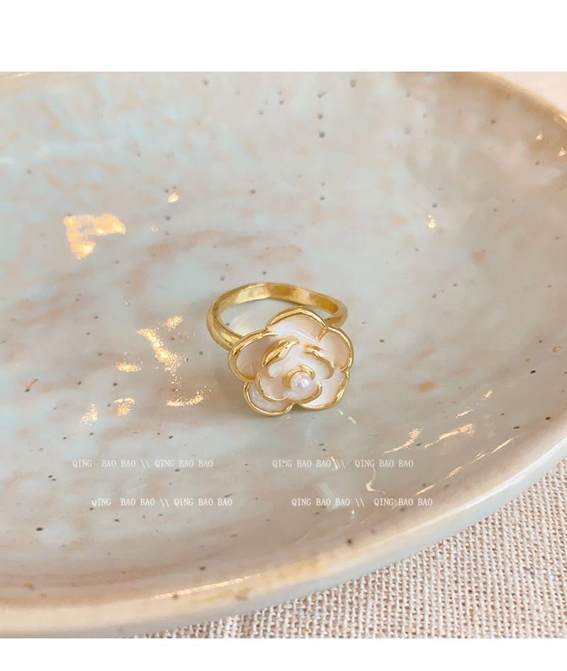 Floral Glazed Ring Product Image