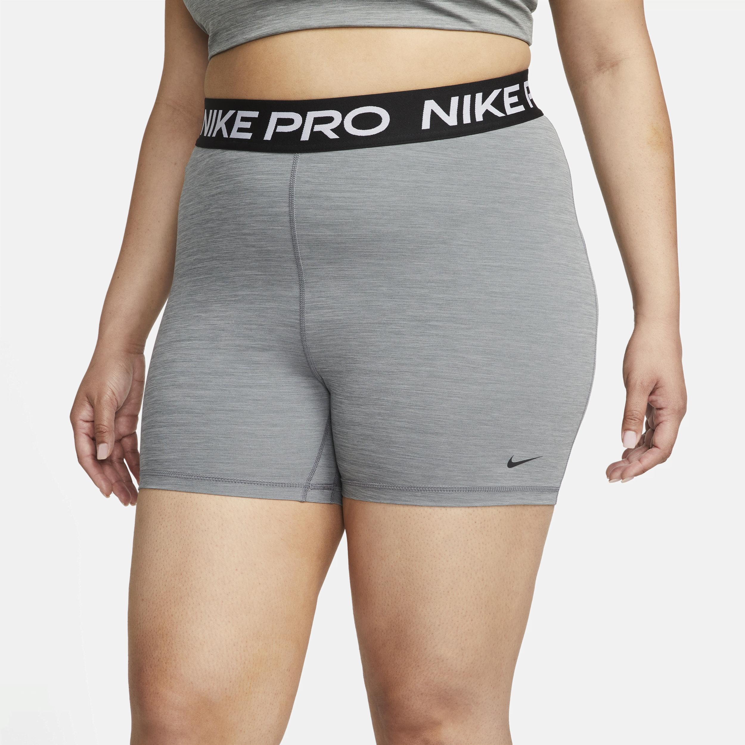 Womens Nike Pro 365 5 Shorts (Plus Size) Product Image