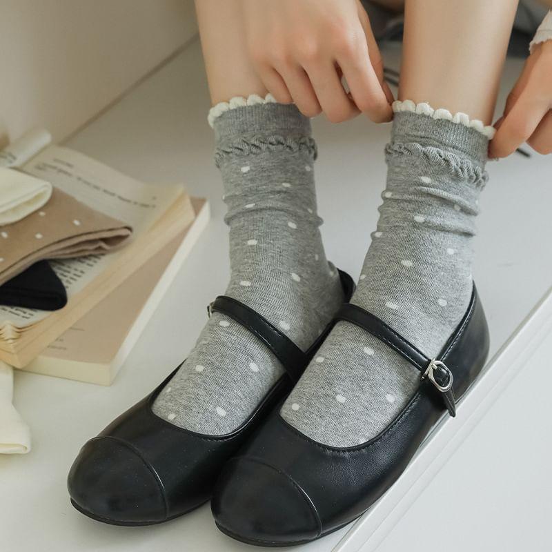 Dotted Contrast Trim Socks Product Image