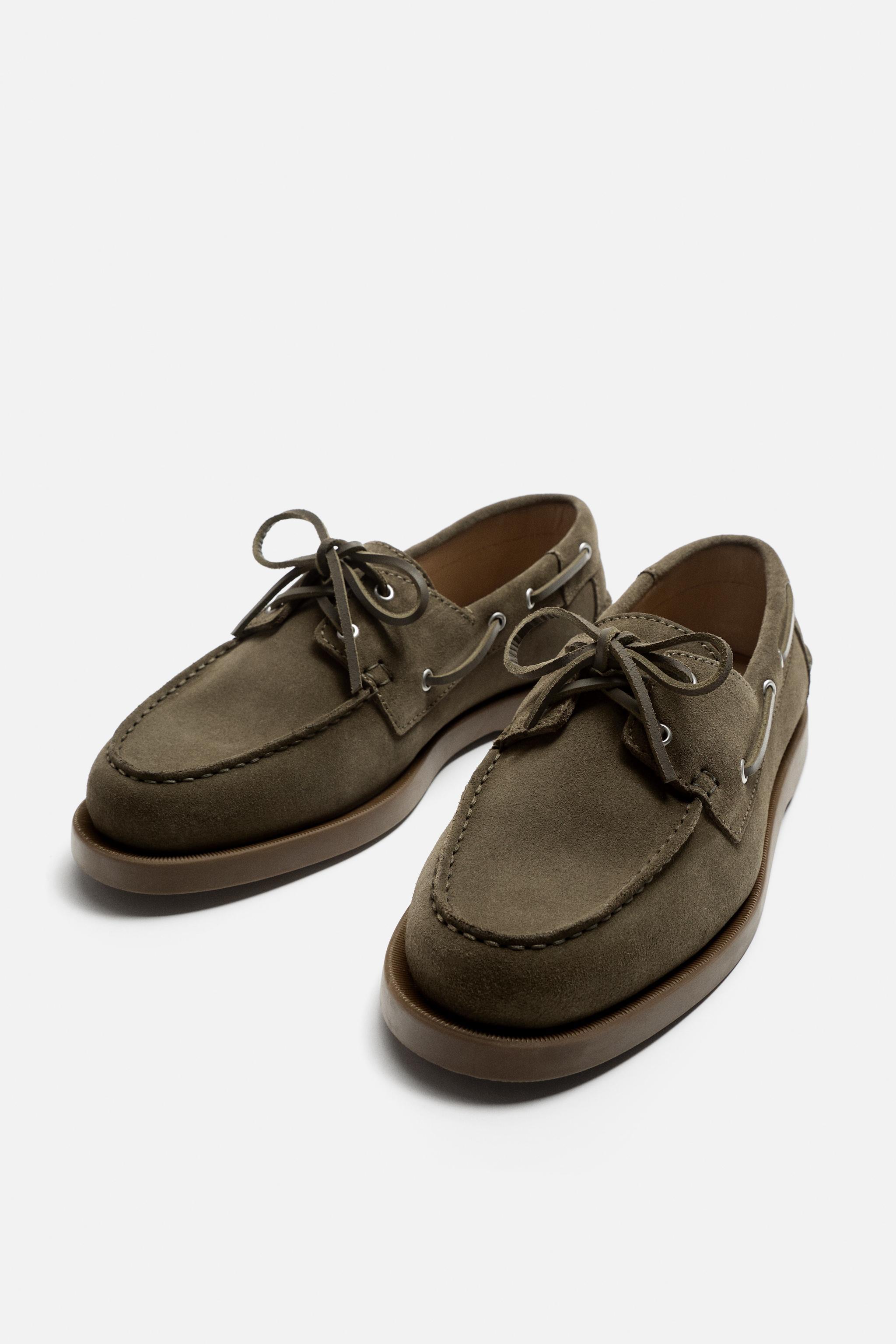 LEATHER BOAT SHOES Product Image