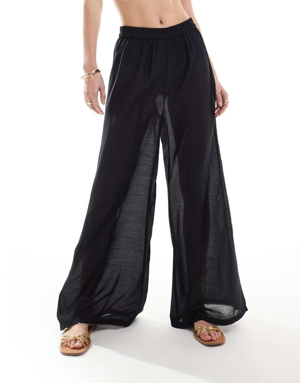 Vero Moda Tall beach pants in black Product Image