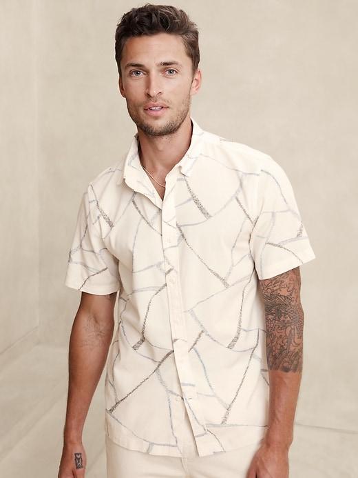 Slim Coastal Print Shirt Product Image