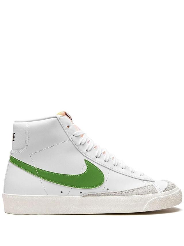 Blazer Mid '77 Vintage White/chlorophyll-black-sail Bq6806-116 Men's Product Image