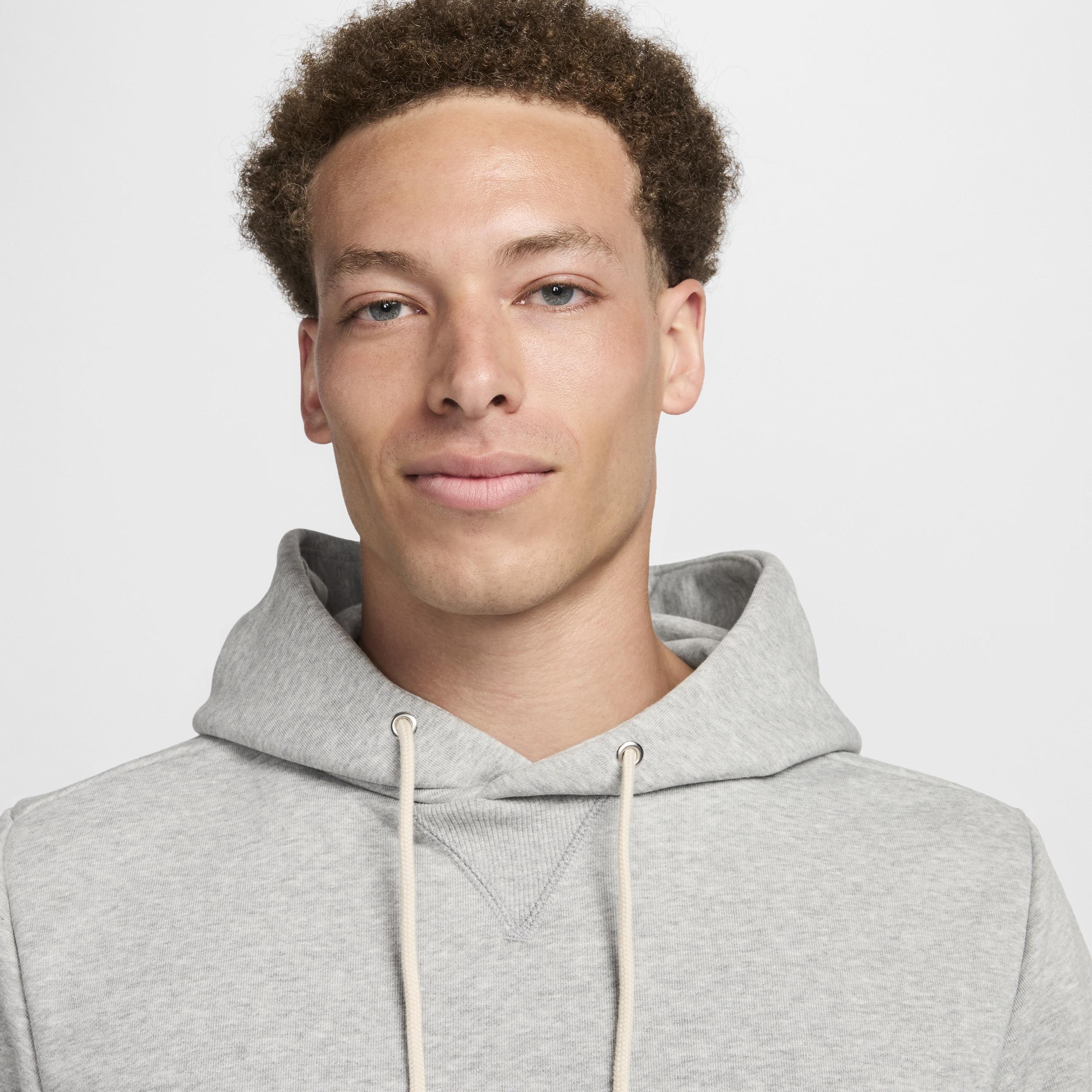 Nike Mens Standard Issue Dri-FIT Pullover Basketball Hoodie Product Image