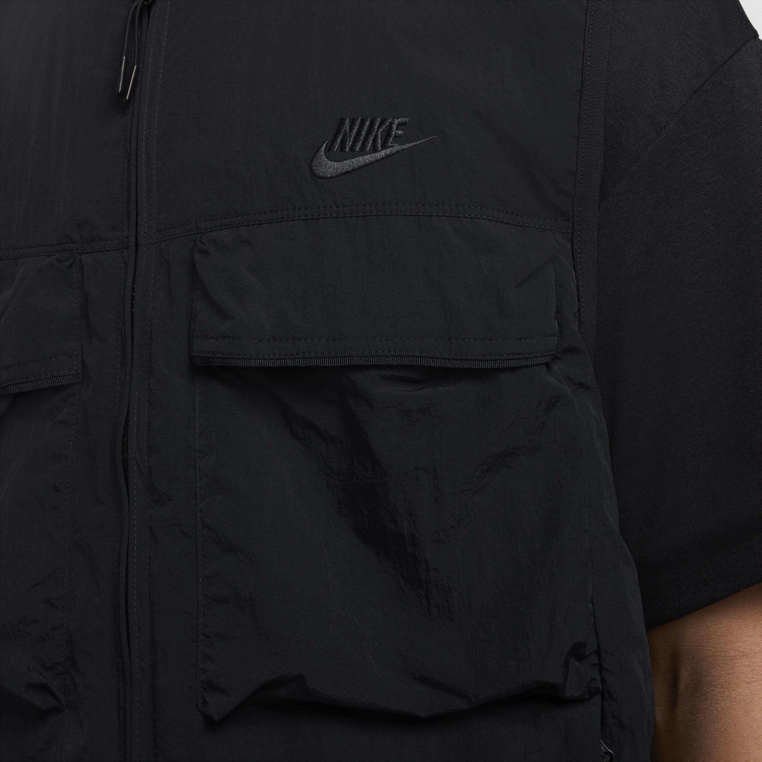 Nike Men's Tech Woven Vest Product Image