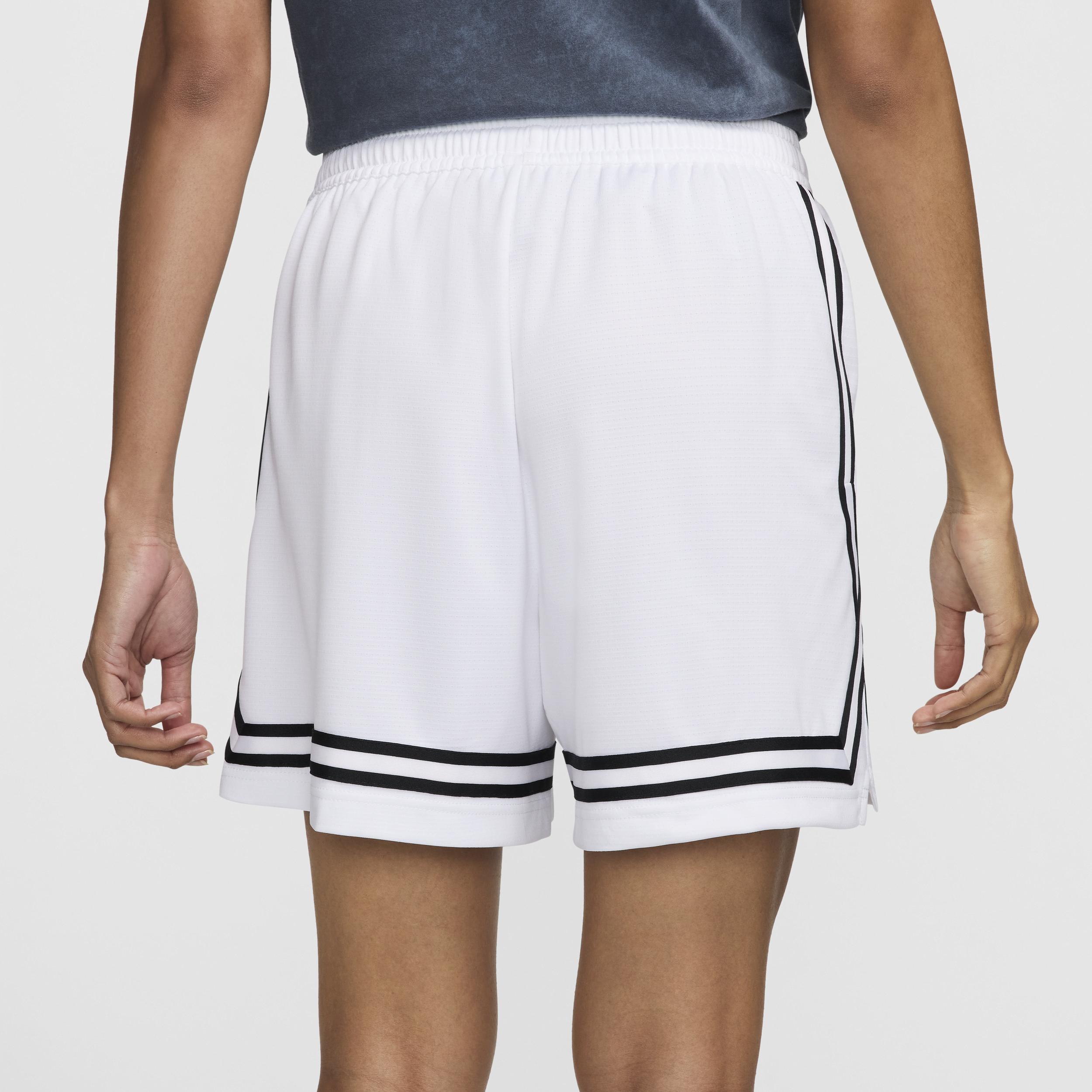 Nike Women's Crossover Dri-FIT 5" Basketball Shorts Product Image