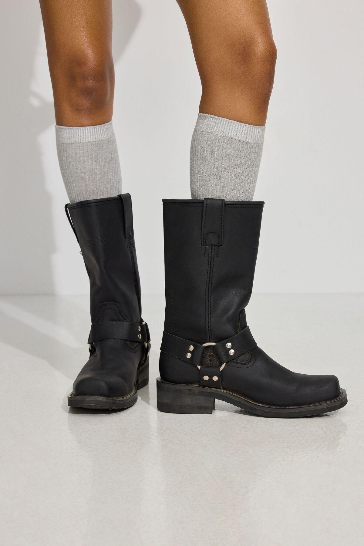 Ribbed Knee High Socks Product Image