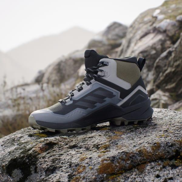 Terrex Swift R3 Mid GORE-TEX Hiking Shoes Product Image