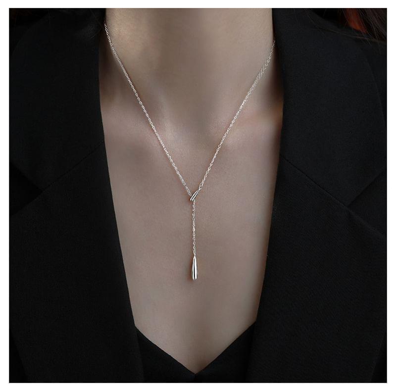 Droplet Alloy Lariat Necklace Product Image