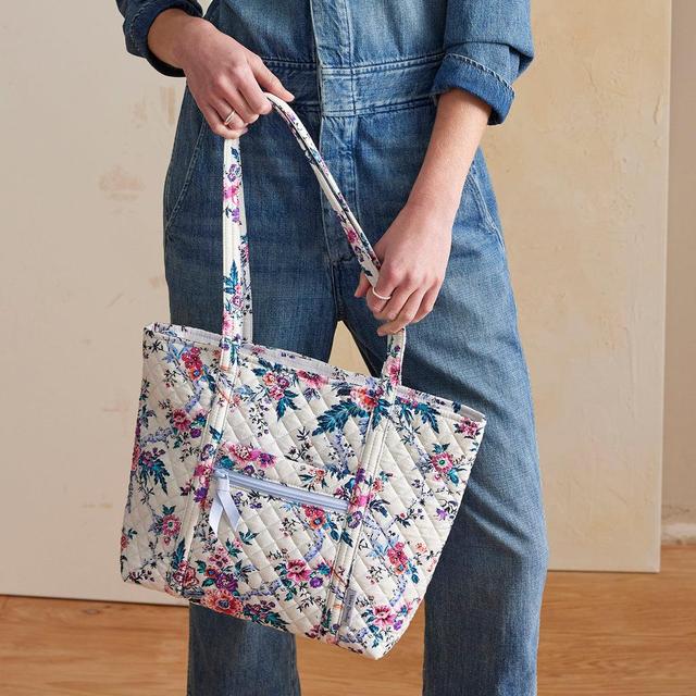 Small Vera Tote Bag Product Image