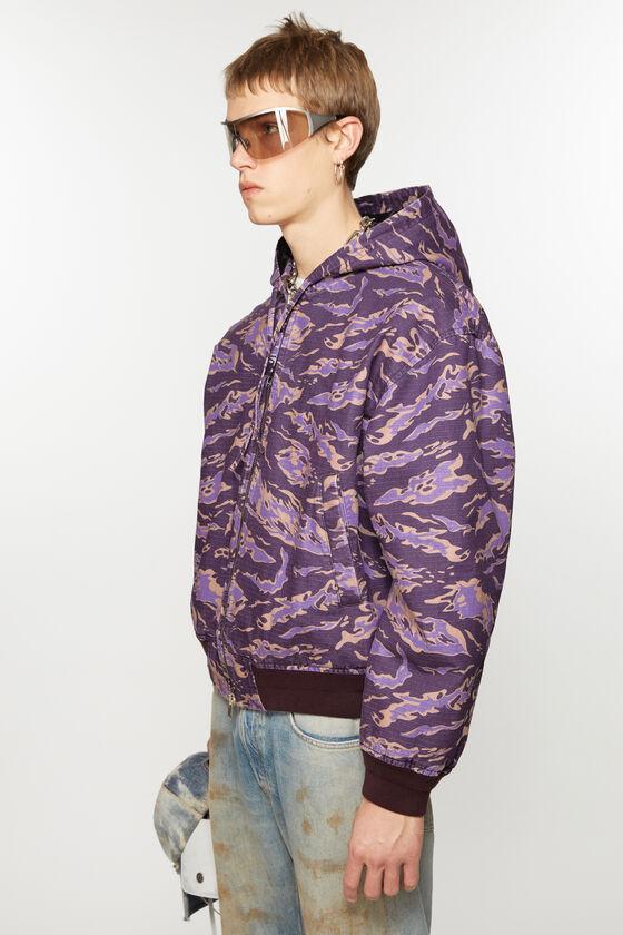 Hooded padded jacket Product Image