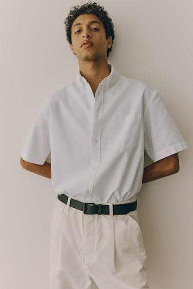 Loose Fit Short-Sleeved Oxford Shirt Product Image