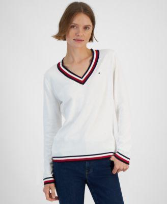 Women's Contrast-Trim V-Neck Sweater Product Image