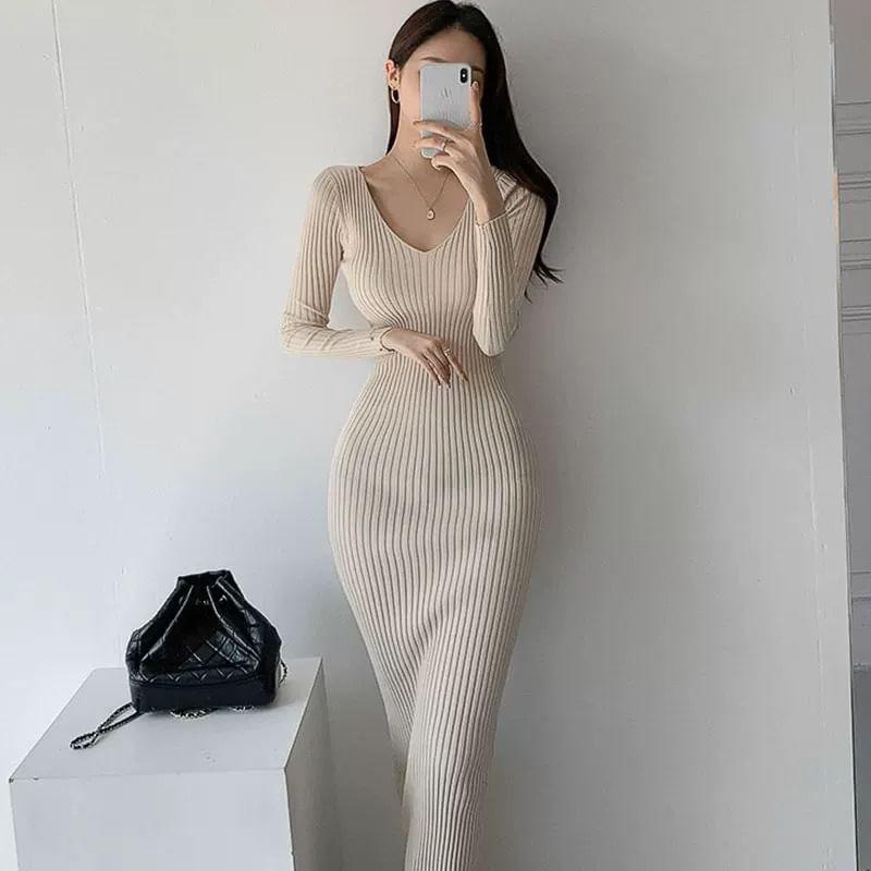 Long-Sleeve V-Neck Knit Maxi Sheath Dress Product Image