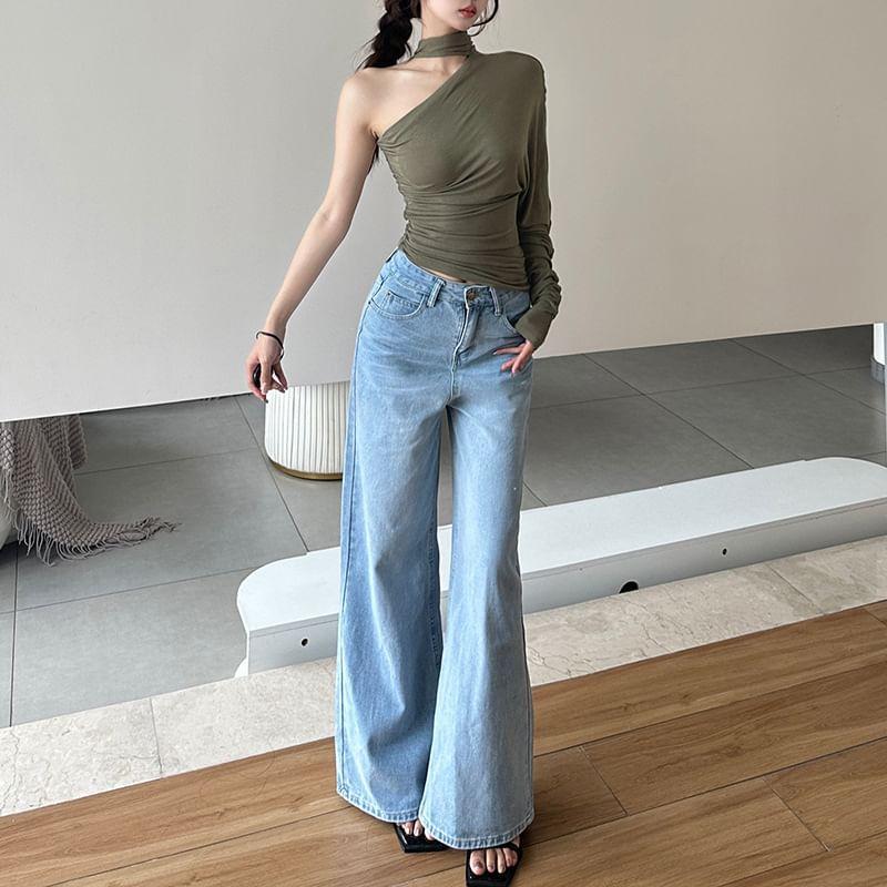 Long-Sleeve One-Shoulder Plain Ruched Asymmetrical Tee Product Image