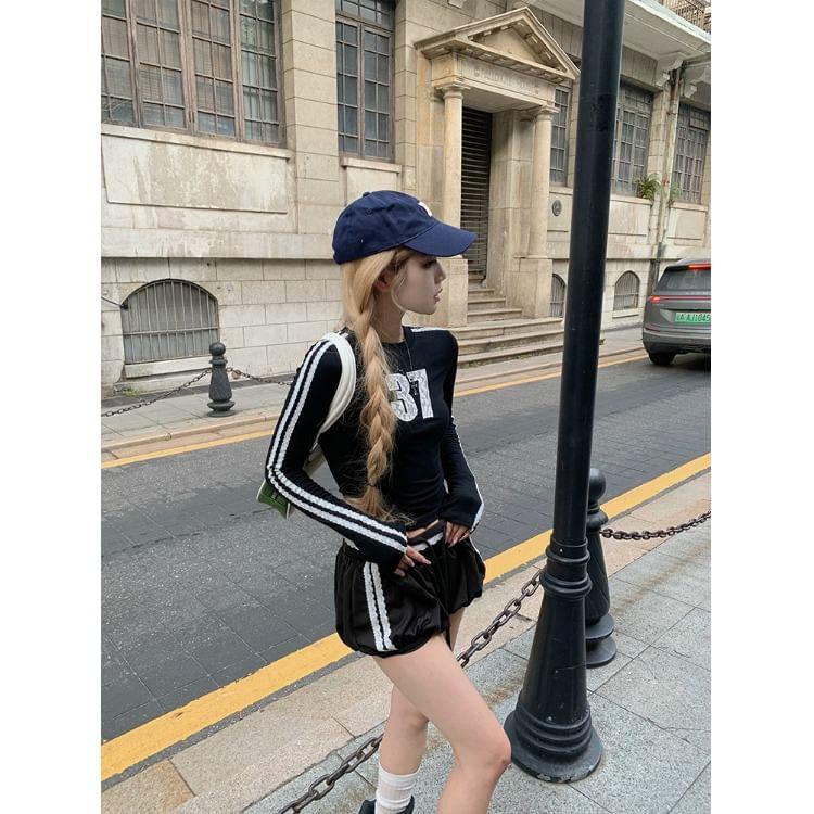 Long-Sleeve Crew Neck Number Embroidered Striped Lace Trim Tee Product Image