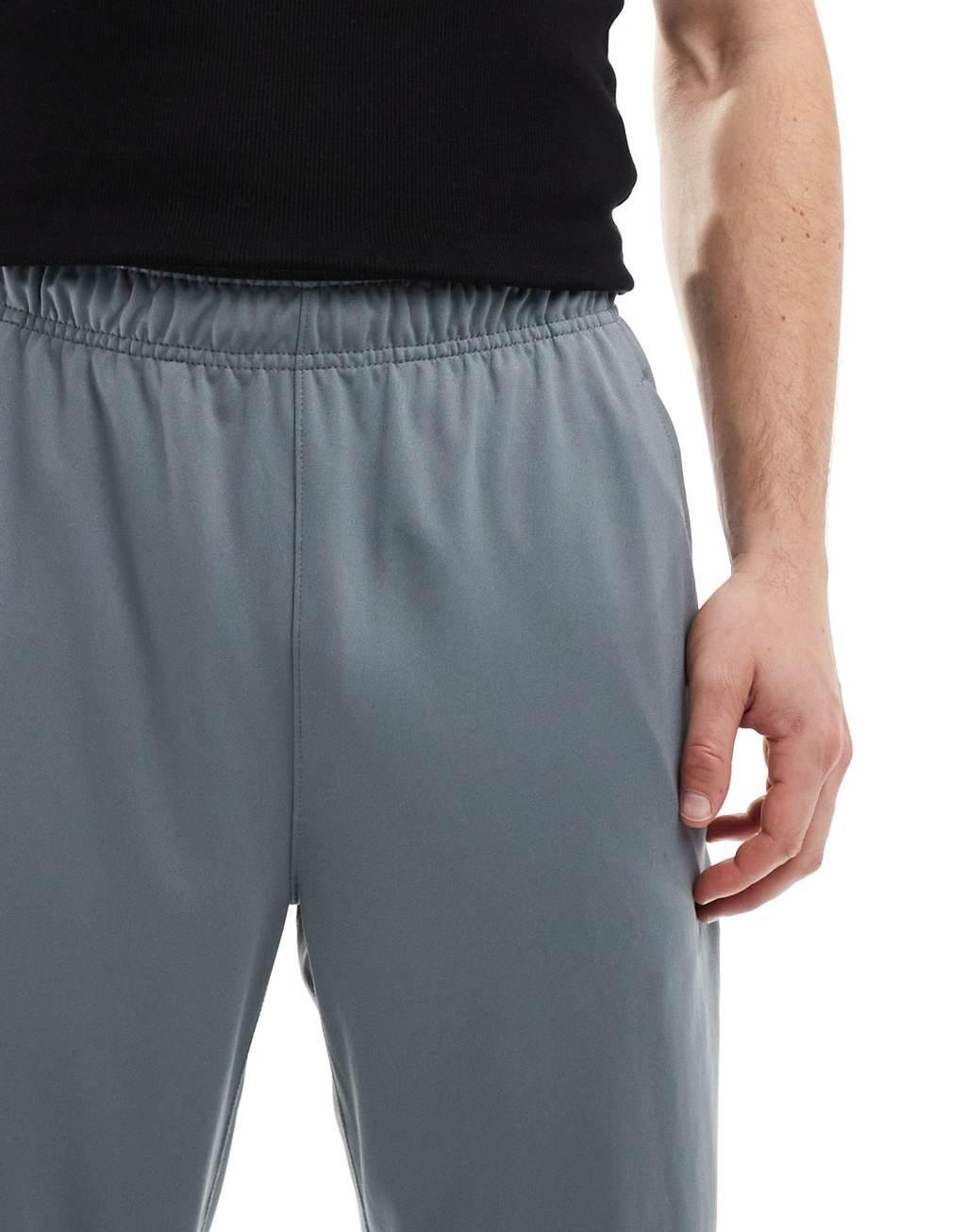 Nike Training Totality sweatpants in dark gray Product Image