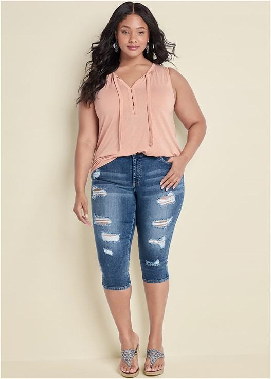 Ripped Capri Jeans Product Image