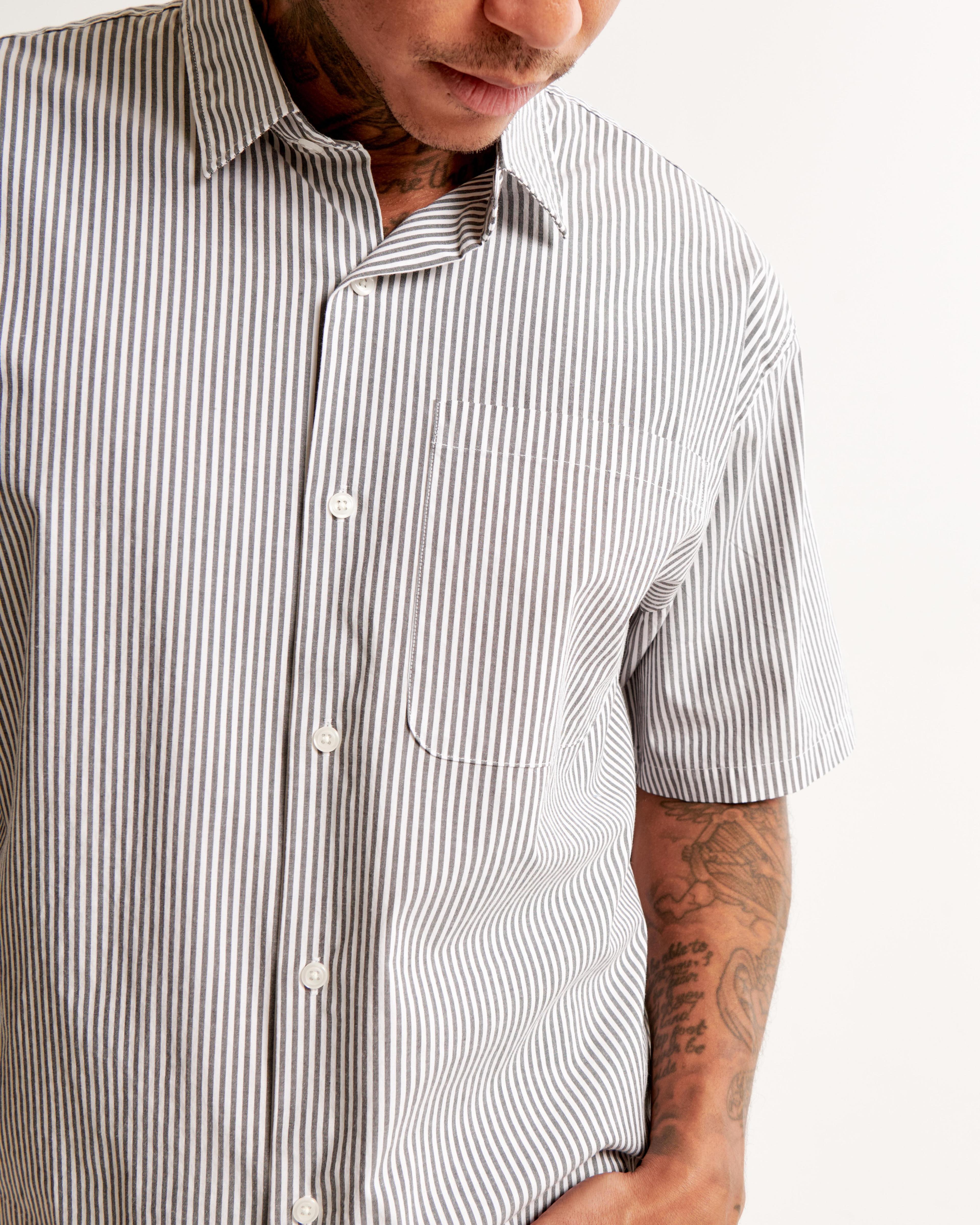 Short-Sleeve Cropped Poplin Button-Up Shirt Product Image