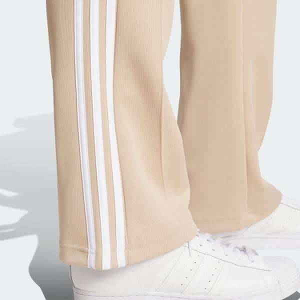 Adicolor 70s Track Pants Product Image