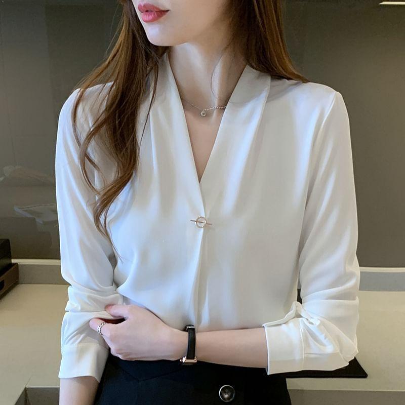 Long-Sleeve V-Neck Plain Blouse Product Image