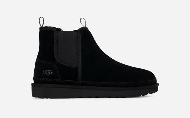 UGG Mens Neumel Chelsea Suede Classic Boots Product Image