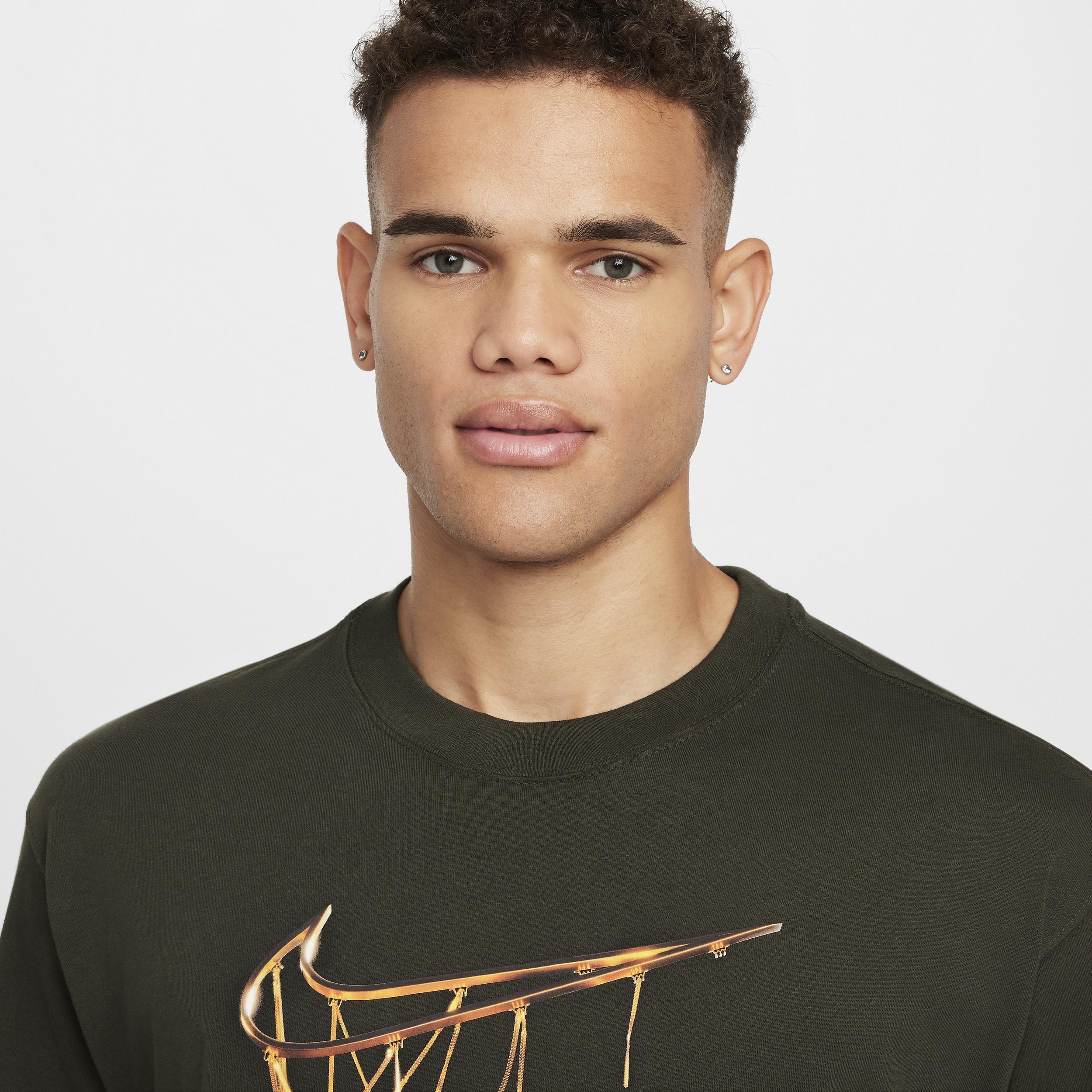 Nike Men's Max90 Basketball T-Shirt Product Image