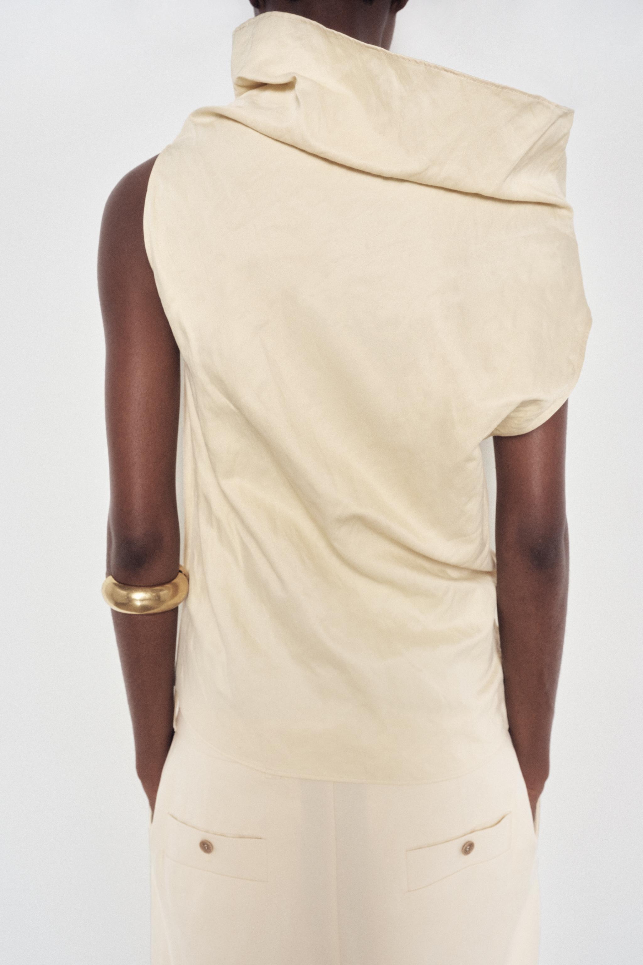 SLEEVELESS WRINKLED TOP ZW COLLECTION Product Image