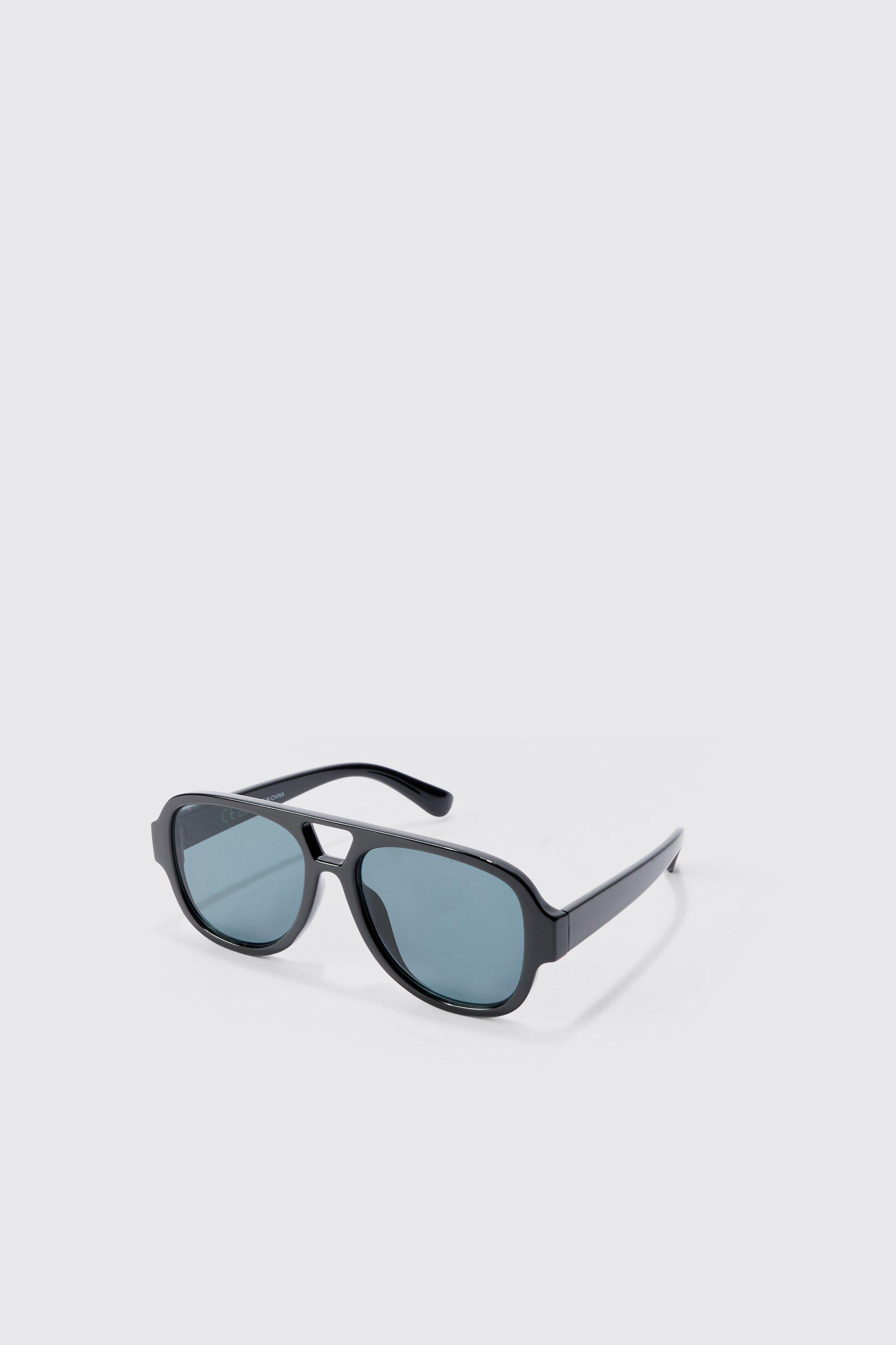 Chunky Plastic Aviator Sunglasses In Black | boohooMAN USA Product Image