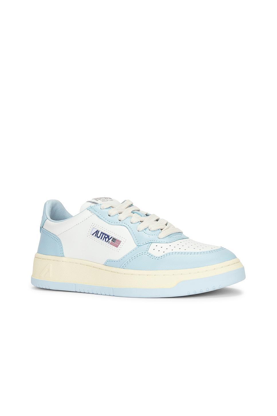 Autry Bicolor Medalist Sneaker in Blue Product Image