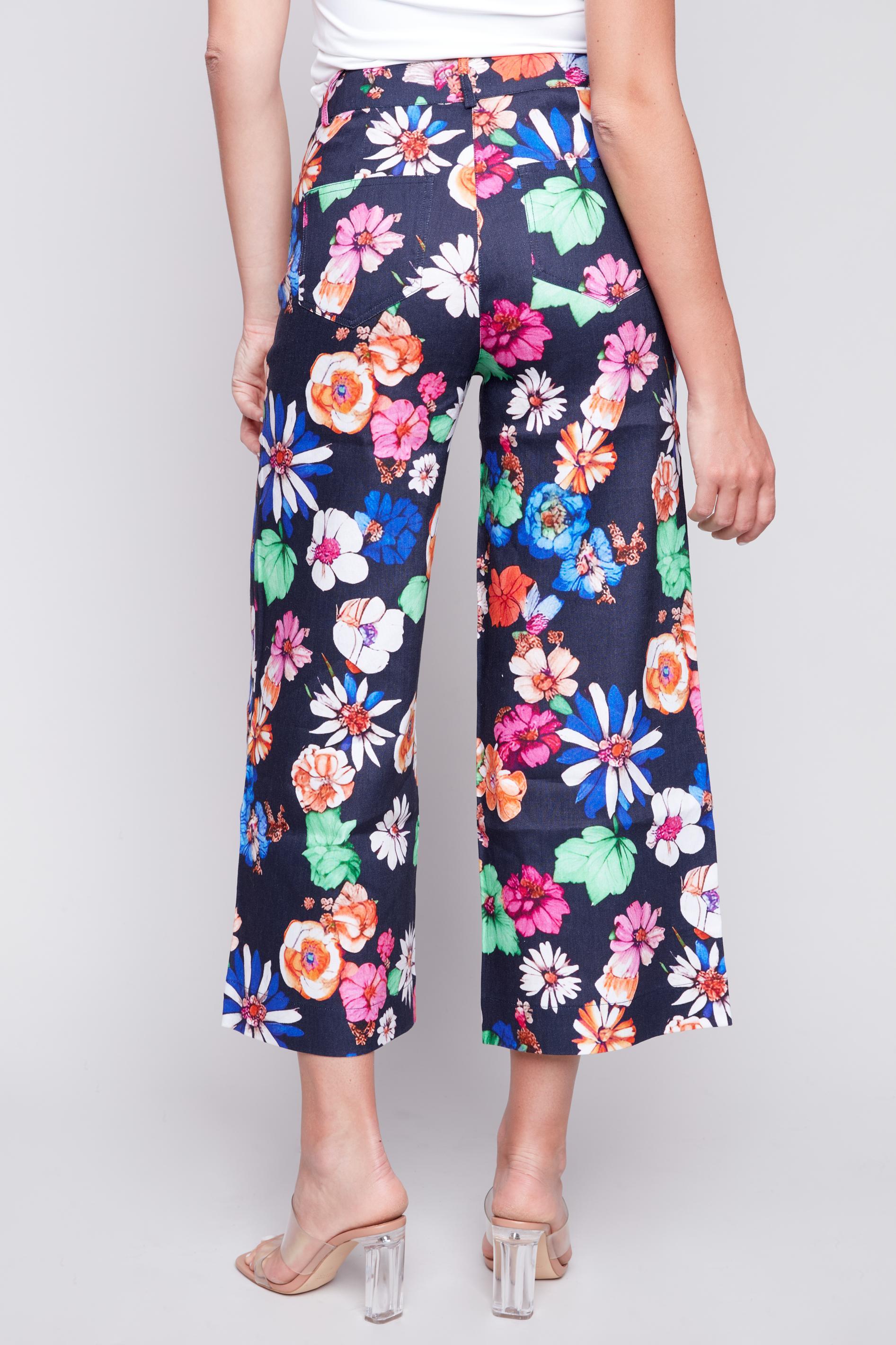 Printed Wide Leg Pant with Patch Pockets Product Image