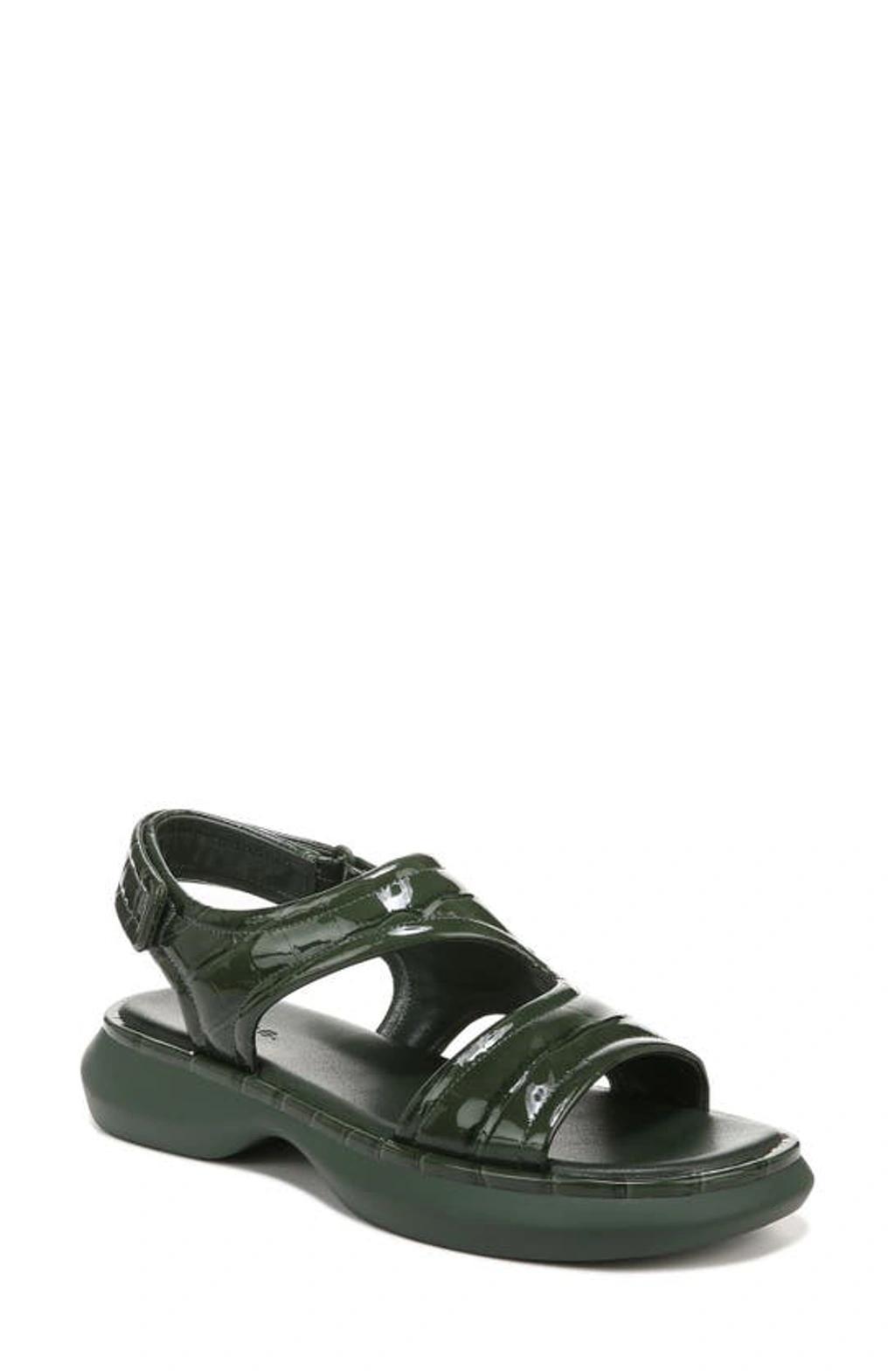 Fresca Sandal In Green Product Image