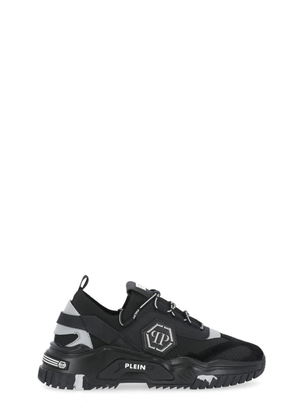 Predator Vegan Trainer Leather Sneakers In Black Product Image