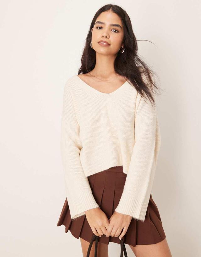 Miss Selfridge v neck knitted sweater in cream Product Image