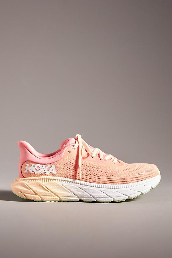 Womens HOKA Arahi 7 Product Image