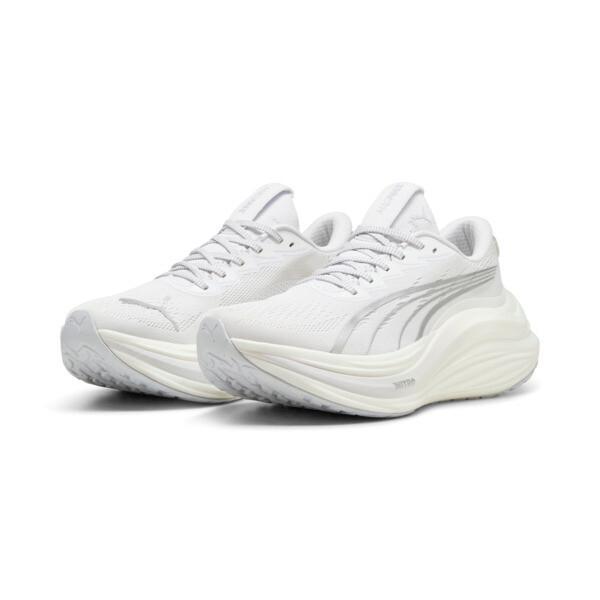 PUMA MagMax NITROâ¢ Men's Running Shoes in White/Silver Product Image