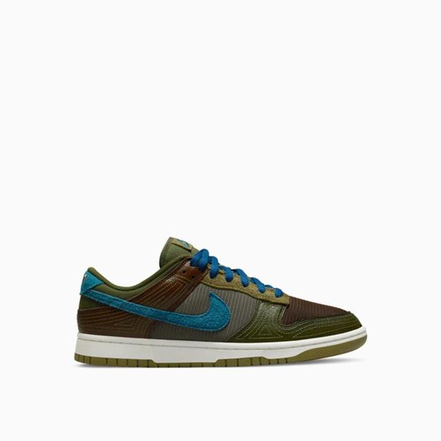 Dunk Low Sneakers Dr0159-200 In Green Product Image