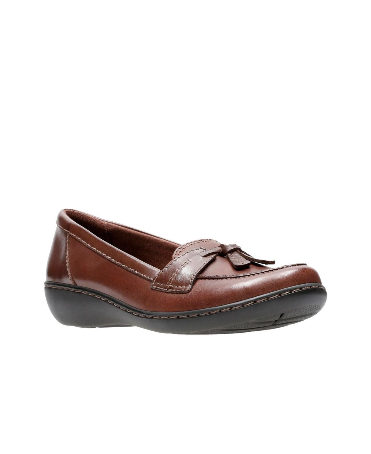 Clarks Ashland Bubble Womens Loafers Product Image