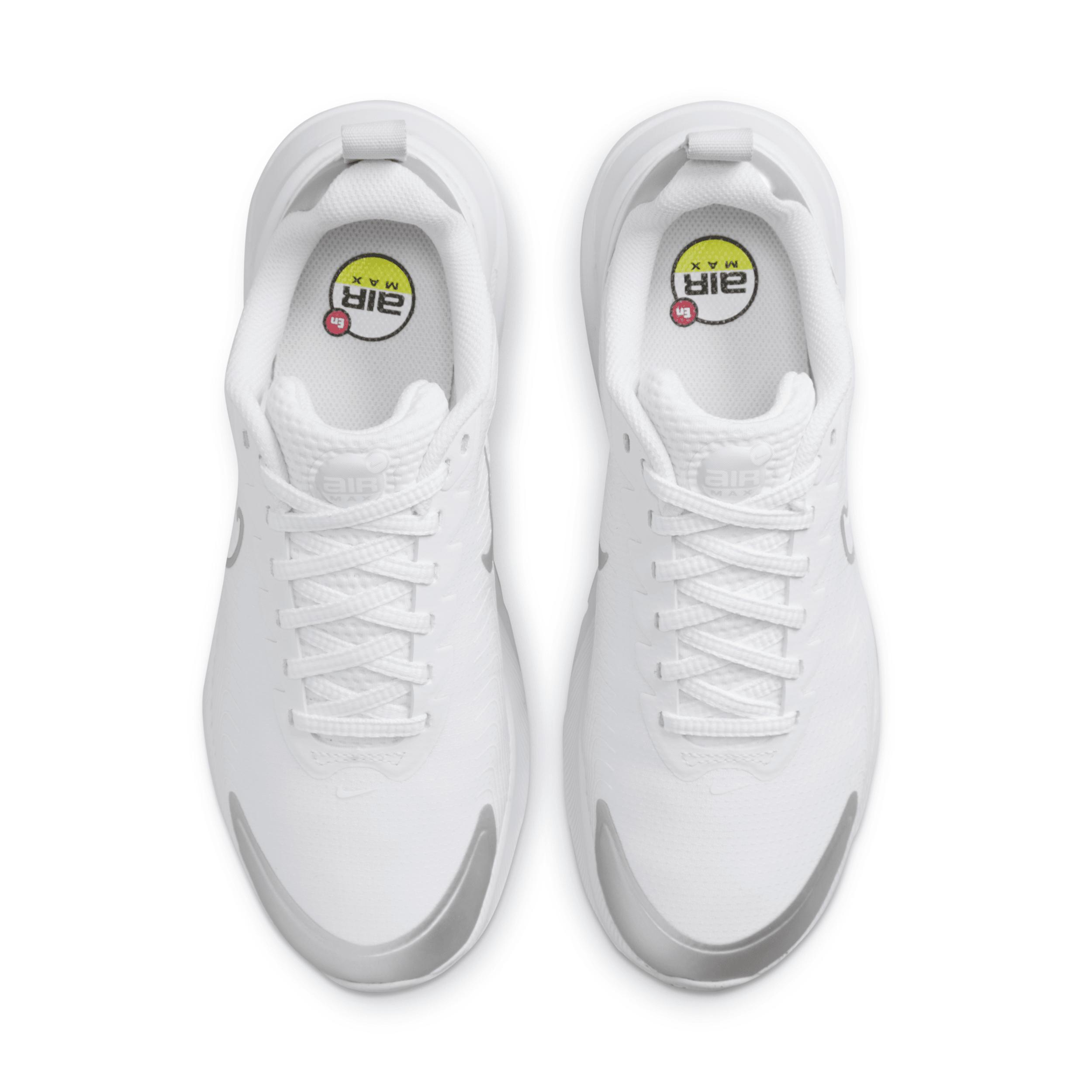 Nike Women's Air Max Nuaxis Shoes Product Image