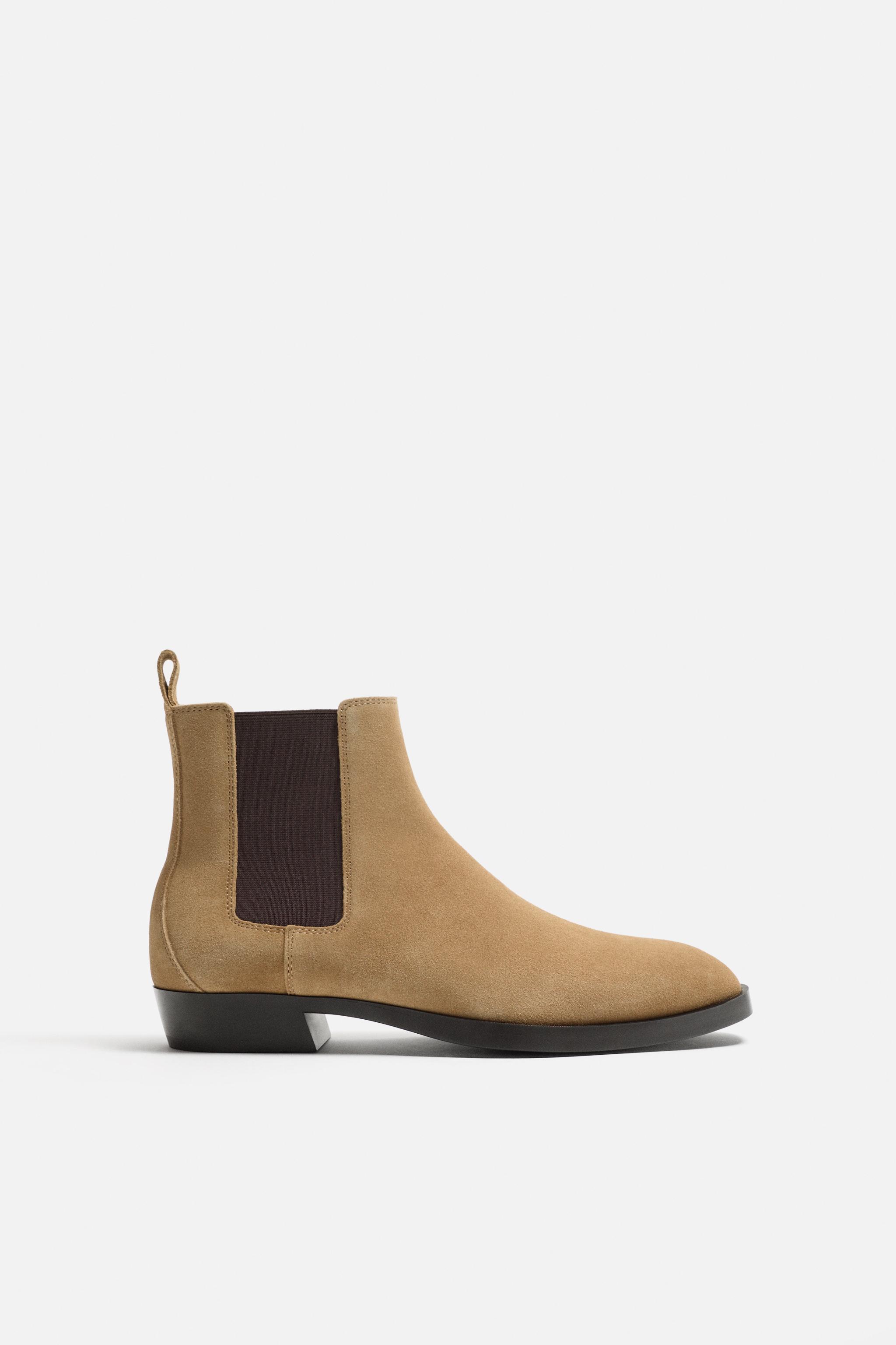 POINTED TOE LEATHER CHELSEA BOOTS Product Image