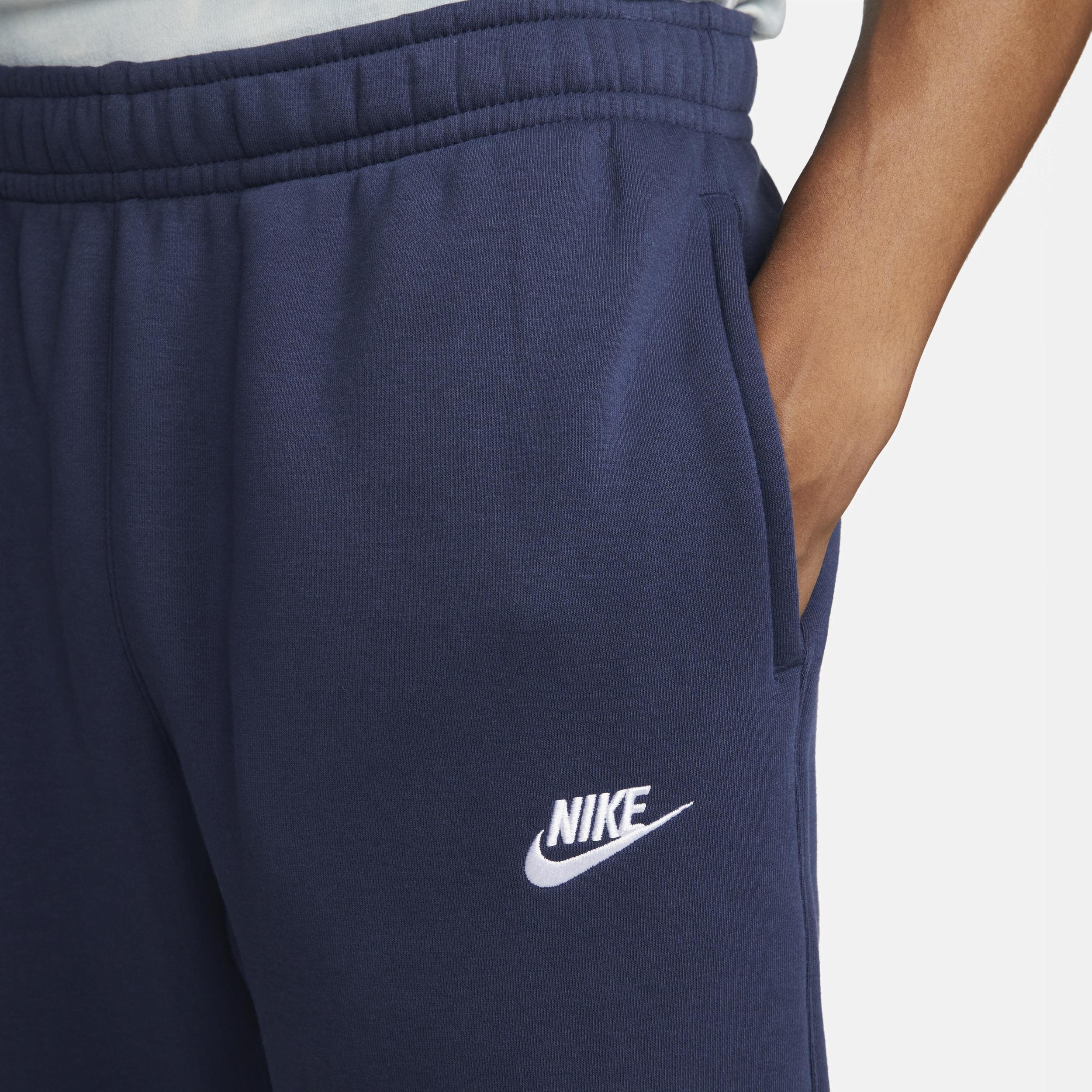 Nike NSW Club Pant in Navy. Product Image